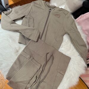 Sommer Ray Small Set Price firm tan nude color